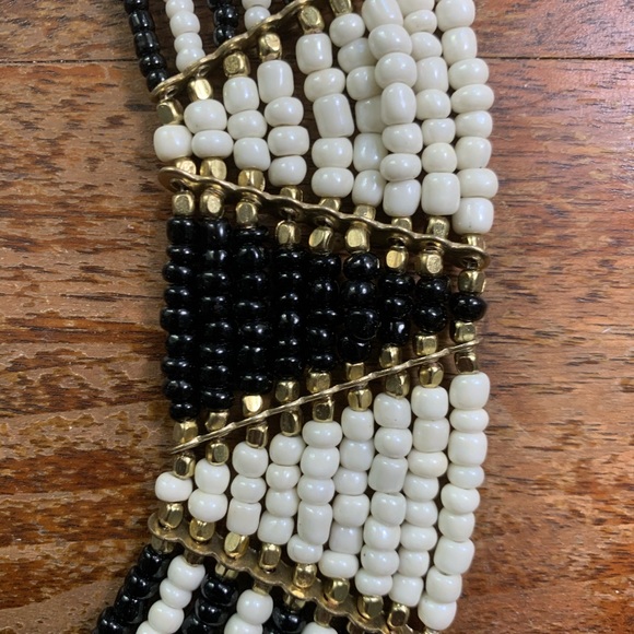 Four necklaces from 10,000 Villages - Picture 3 of 16